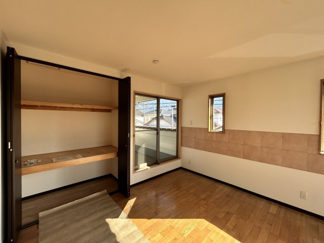 中村1丁目　中古住宅の洋室