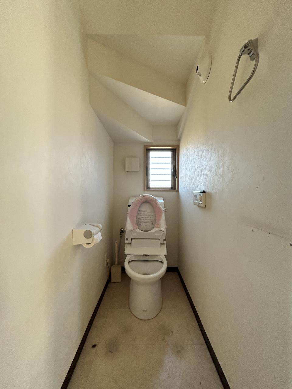中村1丁目　中古住宅のトイレ