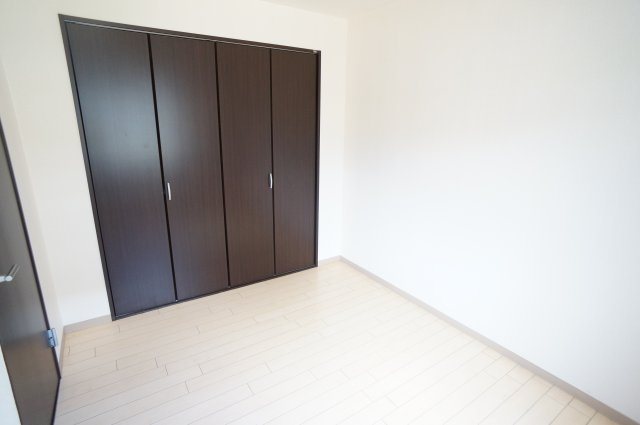 メゾン法蓮Ａの洋室