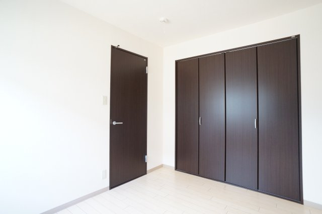 メゾン法蓮Ａの洋室