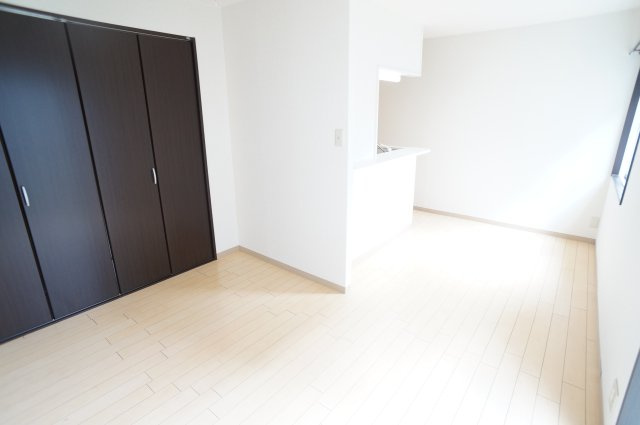 メゾン法蓮Ａの居間・リビング