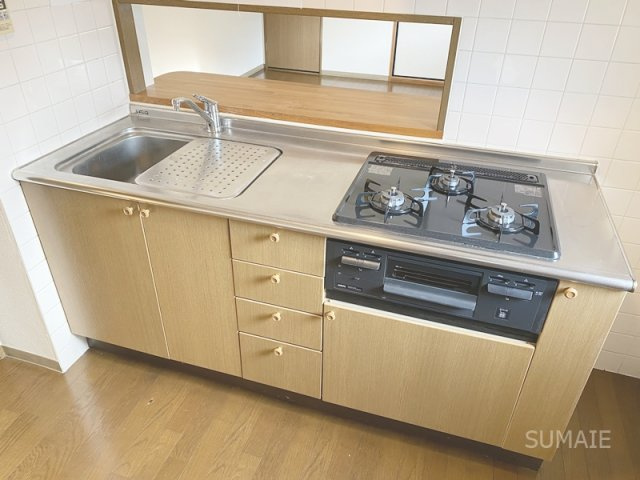 カサグランデ大宮のキッチン|グリル付きガスコンロ！