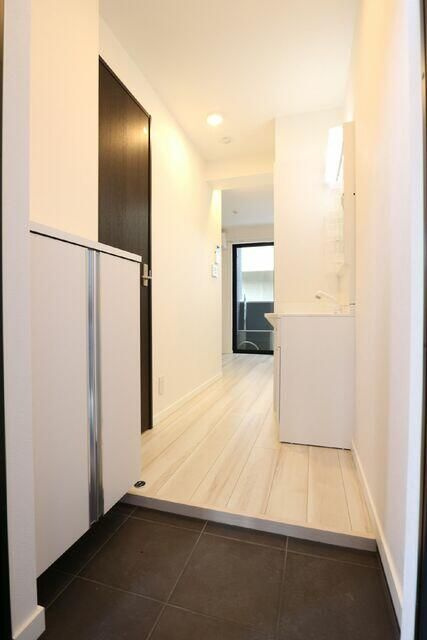 コモドスタイル大塚の玄関