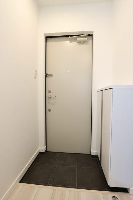 コモドスタイル大塚の玄関