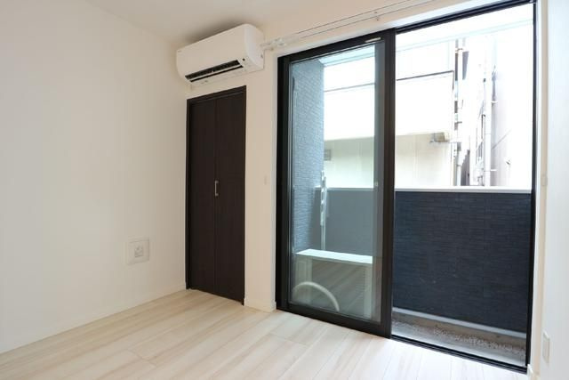 コモドスタイル大塚の居間・リビング