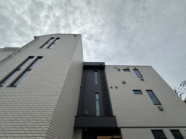 府中市白糸台４丁目のアパートの外観