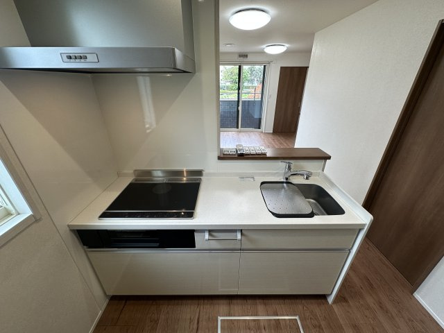 府中市白糸台４丁目のアパートのキッチン