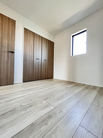 津市半田 第1 新築戸建【全2棟】の洋室|２階洋室：4.5帖