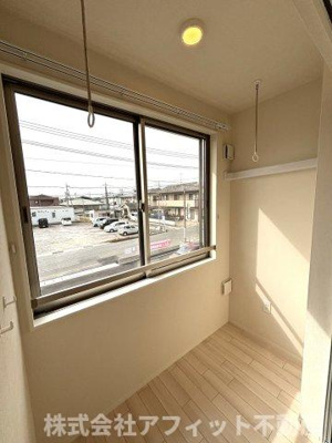 【バルコニー】 | オキグレイス | 西向き