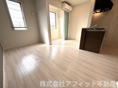 【居間・リビング】 | オキグレイス | LDK9.6帖