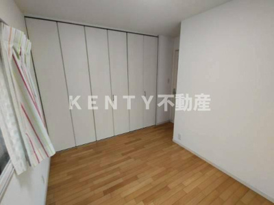 【洋室】 | シークレットプラザ東六郷 | 落ち着いた色調の洋室です