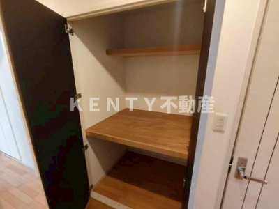 【収納】 | シークレットプラザ東六郷 | 便利な収納スペースです