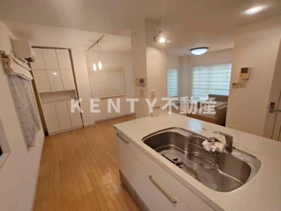 【キッチン】 | シークレットプラザ東六郷 | 使いやすいキッチンです