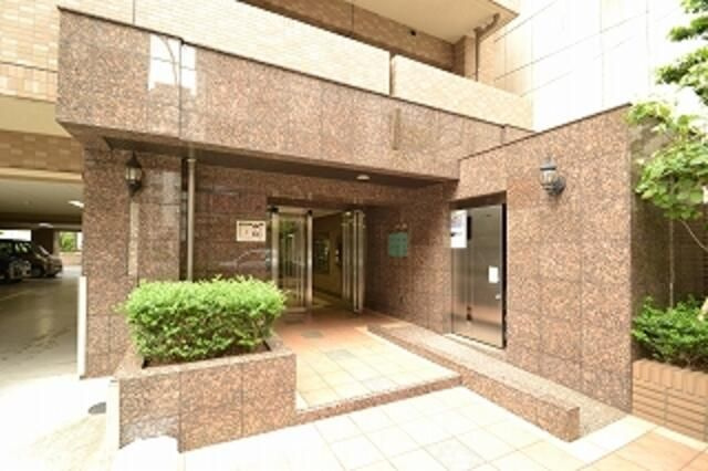 チェスターハウス本郷の外観