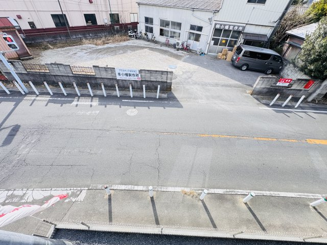 三郷市鷹野５丁目新築戸建【鷹野小学校：8分】の展望|バルコニーより南側眺望・南道路で日当たり良好♪