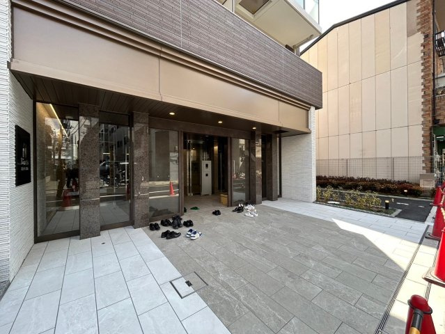 リヴェント福島野田のエントランス