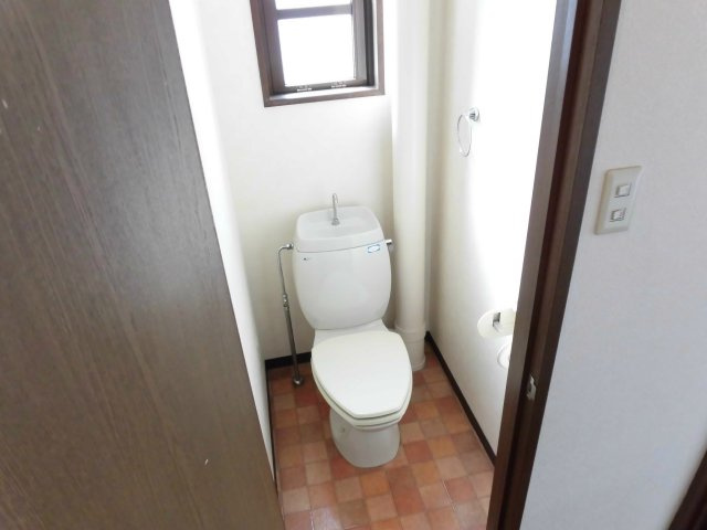 ロックフィル日ノ出のトイレ|落ち着いたトイレです