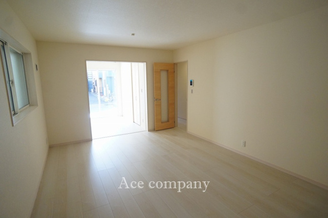 【居間・リビング】 | 生野区田島2丁目 | 【LDK：16帖】