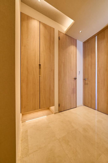 【玄関】 | クオリア広尾