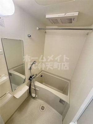 【浴室】 | アドバンス大阪ドーム前アヴェニール | お風呂です