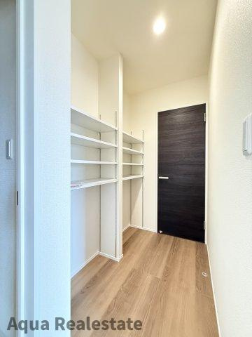 丸亀市三条町の新築一戸建の内装|内装もきれいです