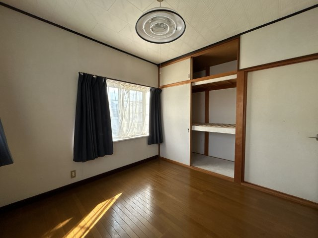 土橋１丁目　の洋室