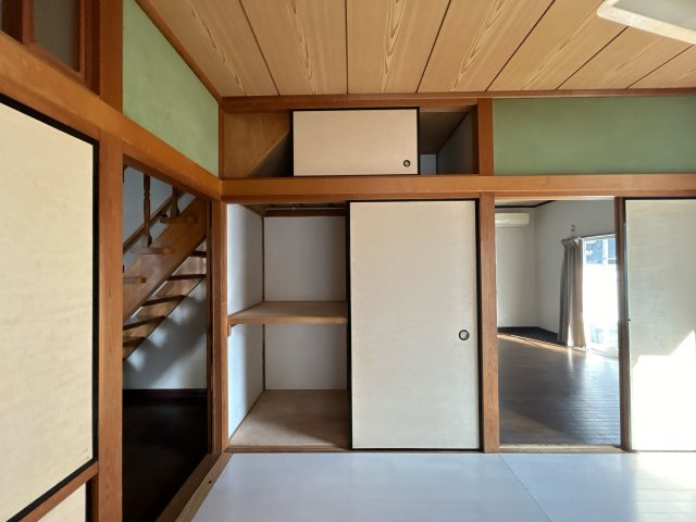 土橋１丁目　の収納