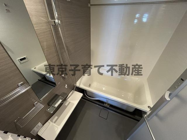 ブランシエスタ浅草蔵前の浴室