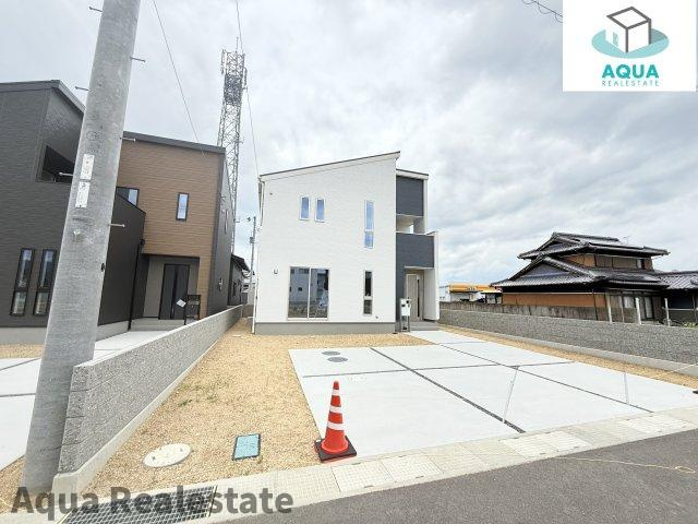 丸亀市三条町の新築一戸建の前面道路含む現地写真|前面道路含む現地写真です