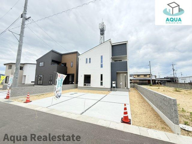 丸亀市三条町の新築一戸建