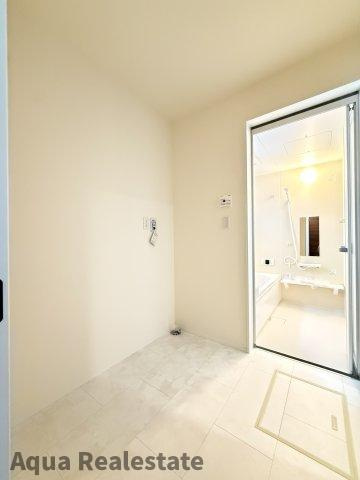 丸亀市三条町の新築一戸建の内装|きれいな内装です