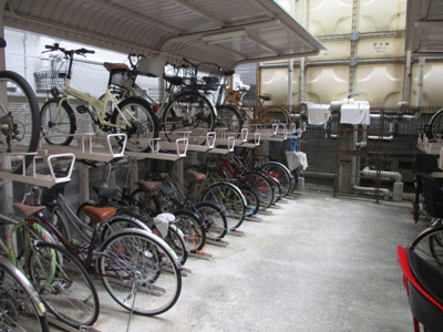 【その他】 | エミネンス新大阪 | 敷地内自転車置き場です