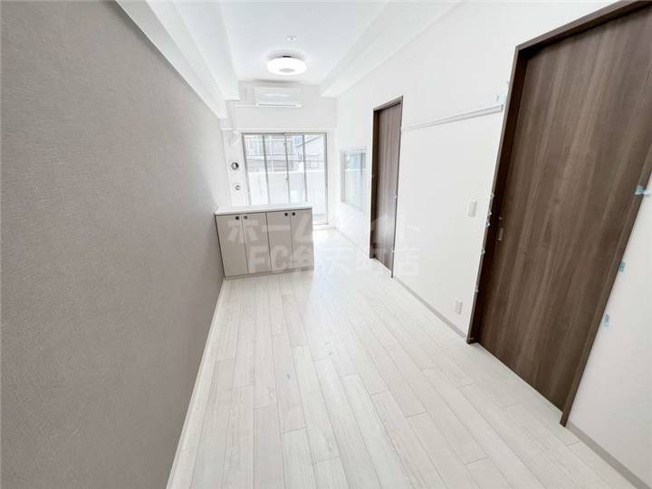 【居間・リビング】 | エステムコート大阪・弁天町 | リビングです