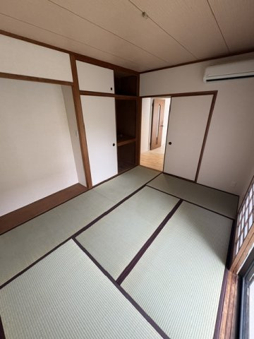 ジークレフ高羽2番館の居間・リビング