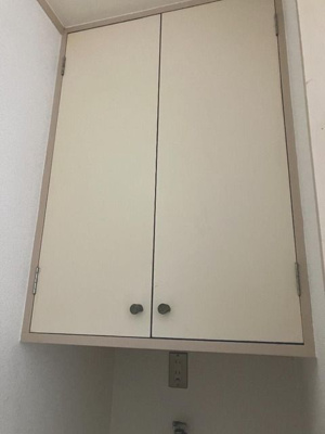 【収納】 | ヴィラ杏 | 洗濯機置き場上部に収納あり