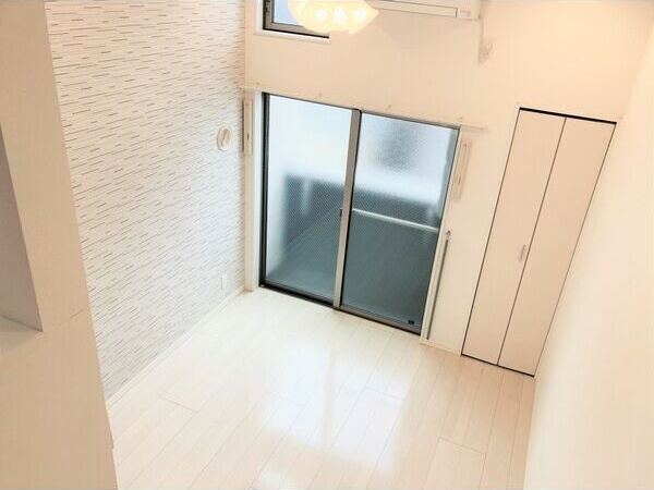 グリーンハイム吹上の居間・リビング