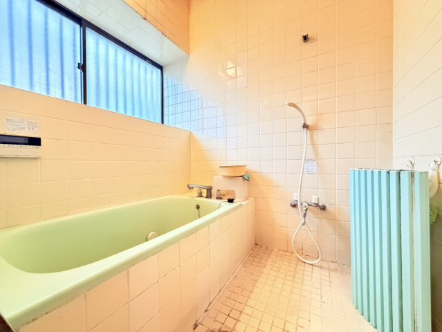 【南守谷駅13分！】守谷市本町中古物件の浴室