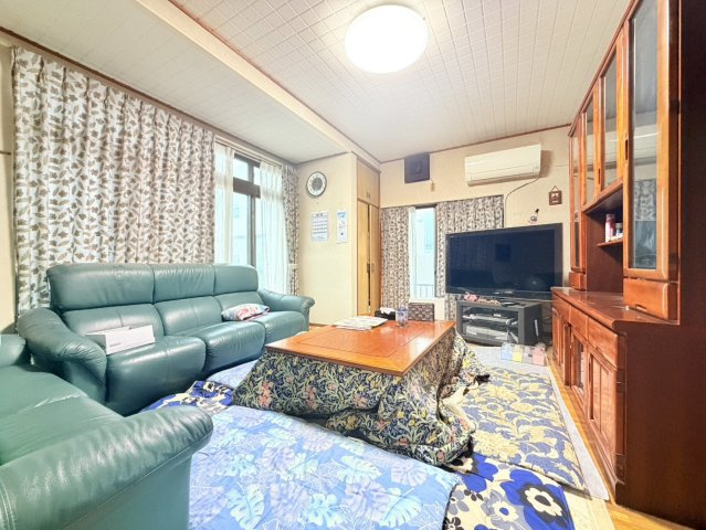 【南守谷駅13分！】守谷市本町中古物件の居間・リビング