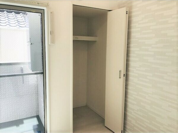 コスタブラン川名の収納