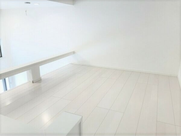 テラス吹上の洋室