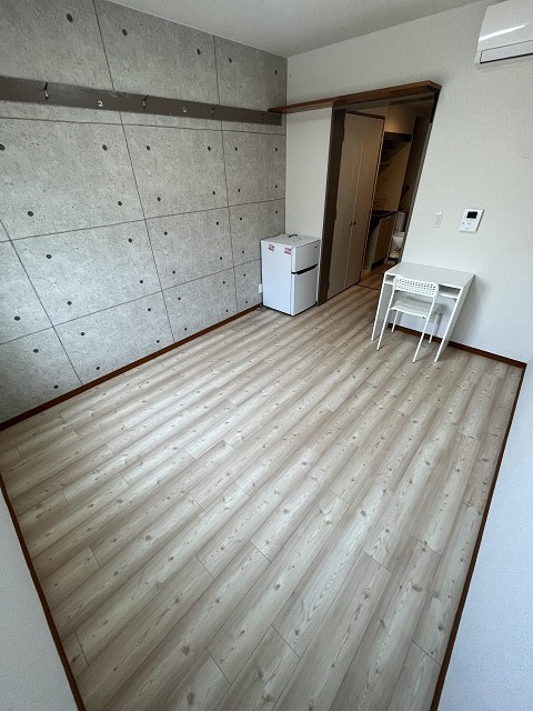 サンライト仁川の居間・リビング