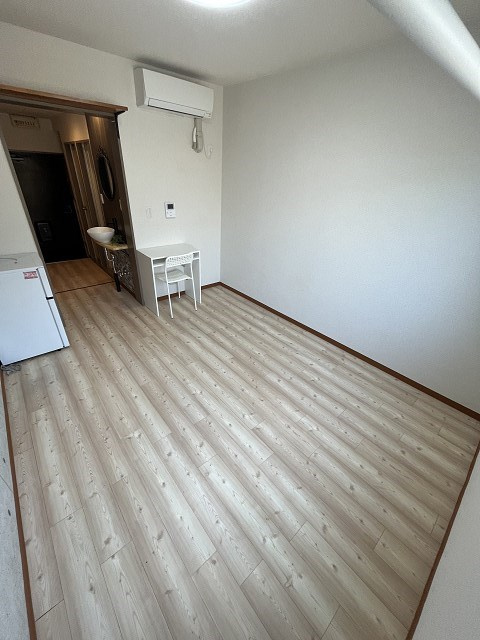 サンライト仁川の居間・リビング