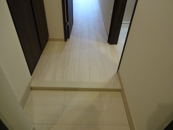 ＡＸＡＳ東京ＷＥＳＴ練馬の玄関