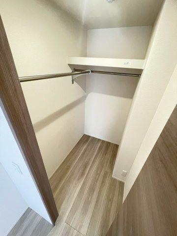 D-residence高槻市下田部A棟の収納