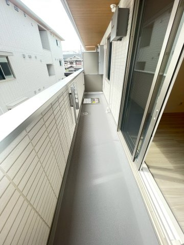 D-residence高槻市下田部A棟のバルコニー