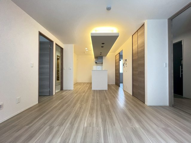 D-residence高槻市下田部A棟の居間・リビング