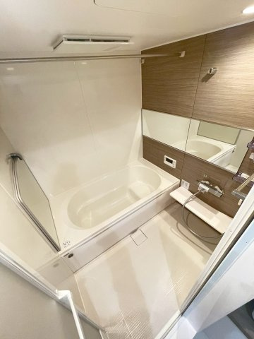 D-residence高槻市下田部A棟の浴室