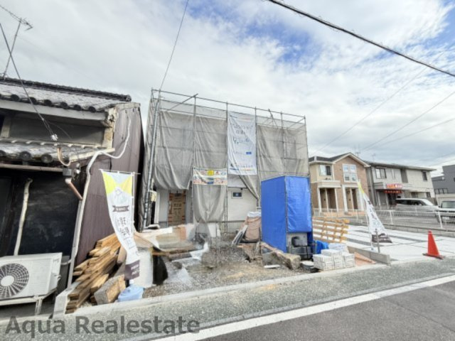 坂出市元町２丁目の新築一戸建の駐車場