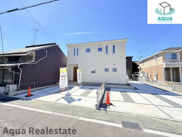 坂出市元町２丁目の新築一戸建の前面道路含む現地写真|前面道路含む現地写真です