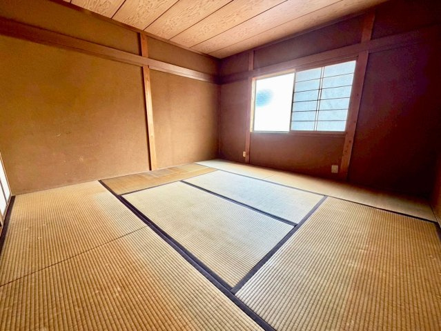 下津林佃の和室|１階と２階に計３部屋の和室がございます♪